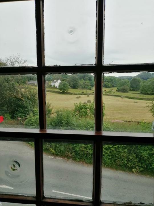 Winster  The Brown Horse Inn מראה חיצוני תמונה